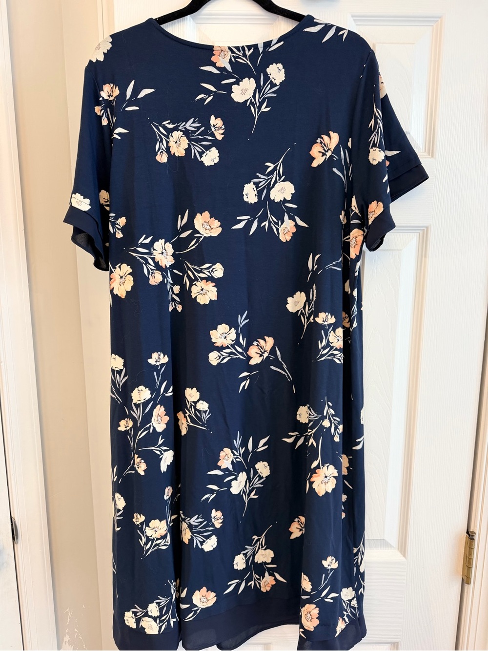 J. Jill Navy Floral V-Neck Midi Dress with Peach Accents - Picture 2 of 6